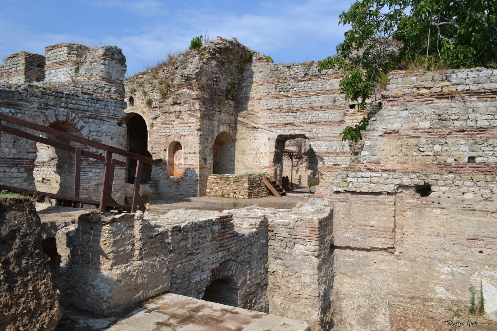 Balatlar-Kilisesi.jpg