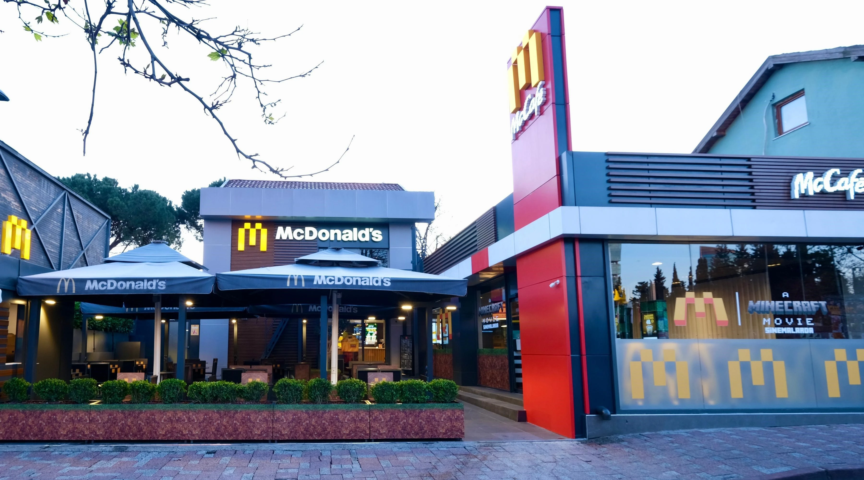 mcdonald's-levent.webp